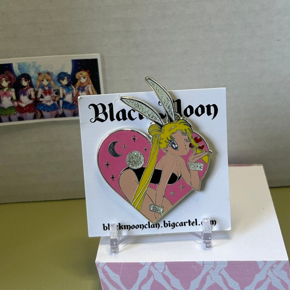 Black Moon Sailor Moon Pin Bunny Girl Outfit
